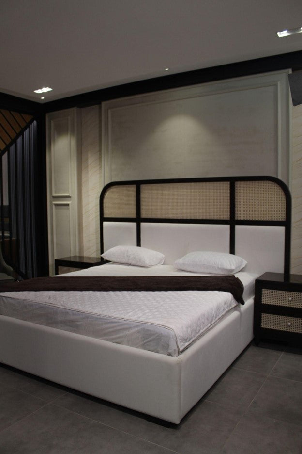 Roux Bed Set